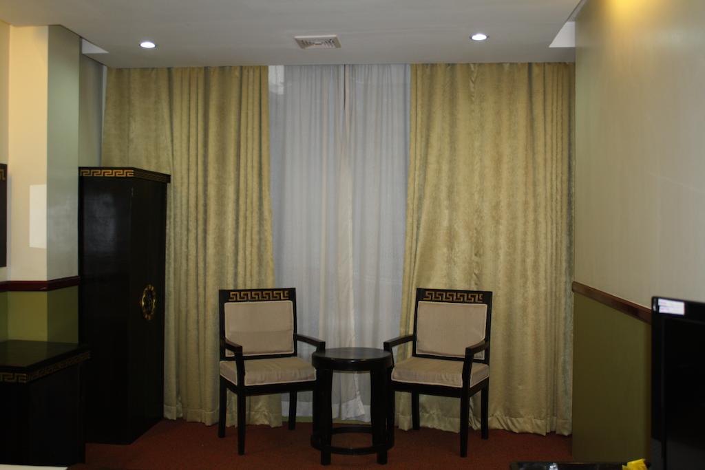 โอโย 838 มะนิลา คราวน์ พาเลซ โฮเทล  Hotel ห้อง รูปภาพ