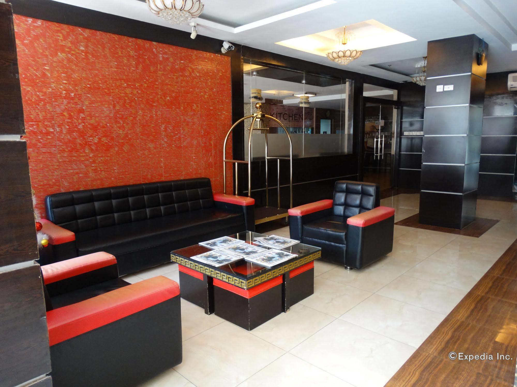 โอโย 838 มะนิลา คราวน์ พาเลซ โฮเทล  Hotel ภายนอก รูปภาพ